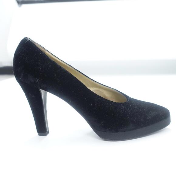 Yves Saint Laurent Pump Womens 8M Black Suede Round Toe Casual Slip On Cone Heel - Picture 1 of 10